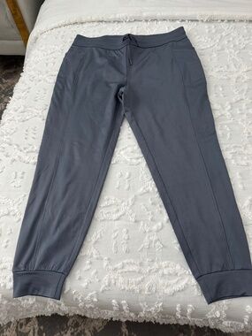 32 Heat Joggers (new)